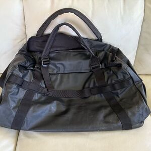 Away Active Duffle 55L
